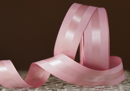Стрічка репсова з атласною смугою (2,5 см *23 м), рожево-золотий (№41) (1 рулон)