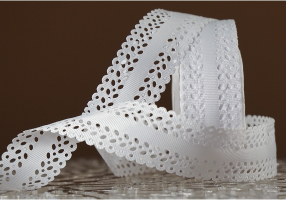 Стрічка репсова з перфорацією (3,5 см *20 м), білий (№01m) (1рулон) Стрічка репсова з перфорацією (3,5 см *20 м), білий (№01m) (1рулон)
