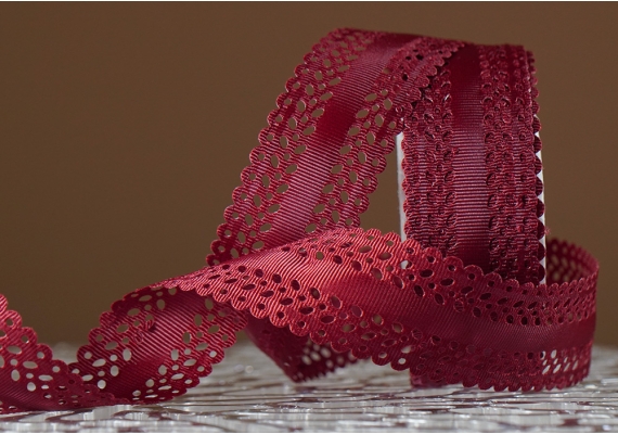 Стрічка репсова з перфорацією (3,5 см *20 м), бордовий (№48m) (1рулон) Стрічка репсова з перфорацією (3,5 см *20 м), бордовий (№48m) (1рулон)