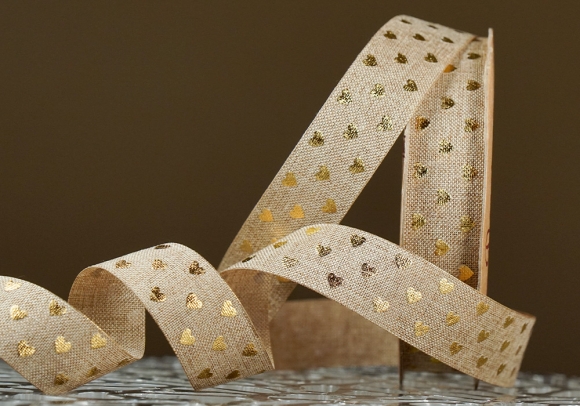 Стрічка з мішковини принт "Серце" (2,5 см *9 м), пісочний (1рулон)