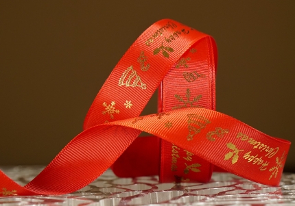 Репсова новорічна стрічка "Happy Christmas" червоний (2,5 см *23 м) (1рулон)