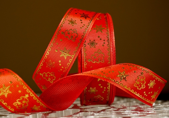 Репсова новорічна стрічка "Ялинка" червоний (2,5 см *23 м) (1рулон)