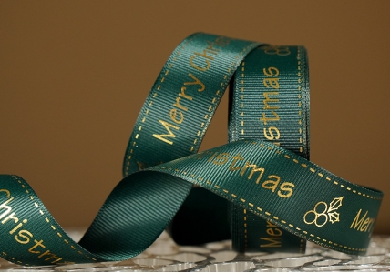 Репсова новорічна стрічка "Merry Christmas" зелений (2,5 см *23 м) (1рулон)