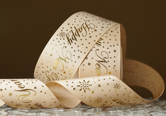 Репсова новорічна стрічка "Happy New Year" коричневий (4,0 см *23 м) (1рулон) Репсова новорічна стрічка "Happy New Year" коричневий (4,0 см *23 м) (1рулон)