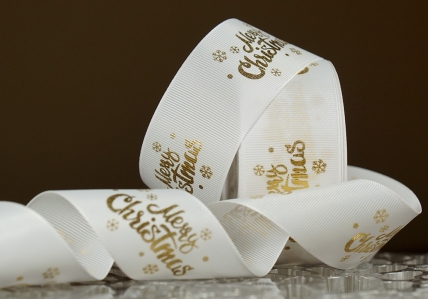 Репсова новорічна стрічка "Merry Christmas-2" білий (4,0 см *23 м) (1рулон)