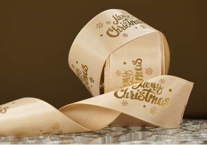 Репсова новорічна стрічка "Merry Christmas-2" коричневий (4,0 см *23 м) (1рулон)