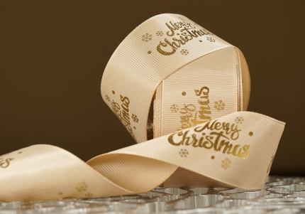 Репсова новорічна стрічка "Merry Christmas-2" коричневий (4,0 см *23 м) (1рулон)