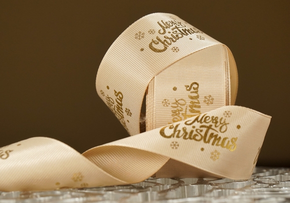 Репсова новорічна стрічка "Merry Christmas-2" коричневий (4,0 см *23 м) (1рулон)