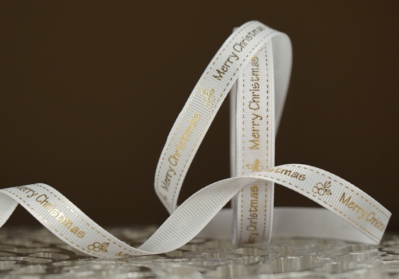 Репсова новорічна стрічка "Merry Christmas" білий  (1,2 см *23 м) (1рулон)