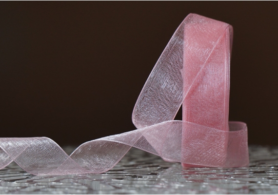 Стрічка ОРГАНЗА (2,5 см *45 м), пудровий (№1110) (1рулон) Стрічка ОРГАНЗА (2,5 см *45 м), пудровий (№1110) (1рулон)