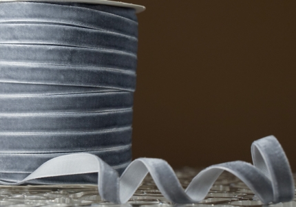 Стрічка оксамитова (велюр) 1,0см сіра (№C65) (1,0 см*45м) (1 рулон)