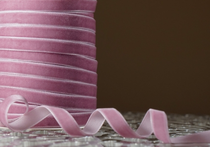 Стрічка оксамитова (велюр) 1,0см бузкова (№C75) (1,0 см*45м) (1 рулон)