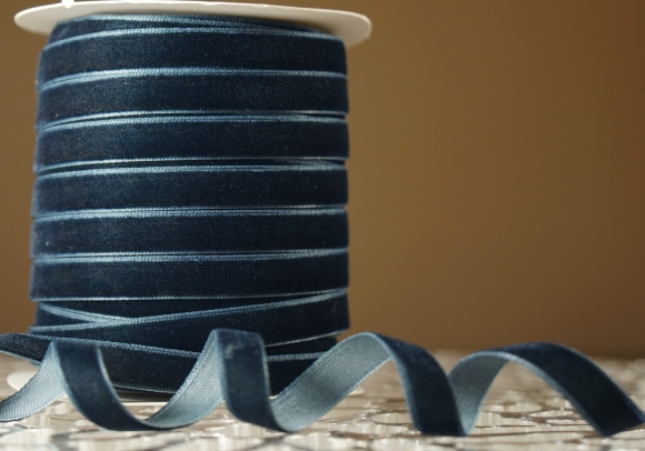 Стрічка оксамитова (велюр) 1,0см темно-сіра (№C78) (1,0 см*45м) (1 рулон)