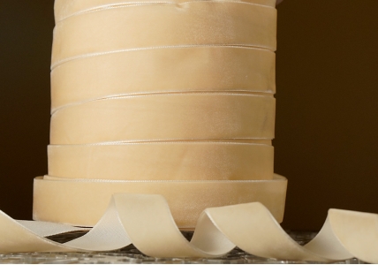 Стрічка оксамитова (велюр) 2,5 см, кремовий (№01) (1 рулон) (45м)