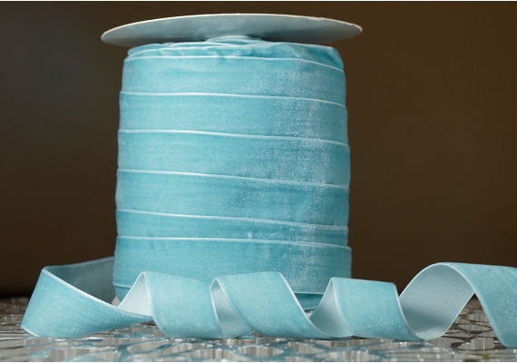 Стрічка оксамитова (велюр) 2,5 см, тіфані (№30) (1 рулон) (45м) Стрічка оксамитова (велюр) 2,5 см, тіфані (№30) (1 рулон) (45м)