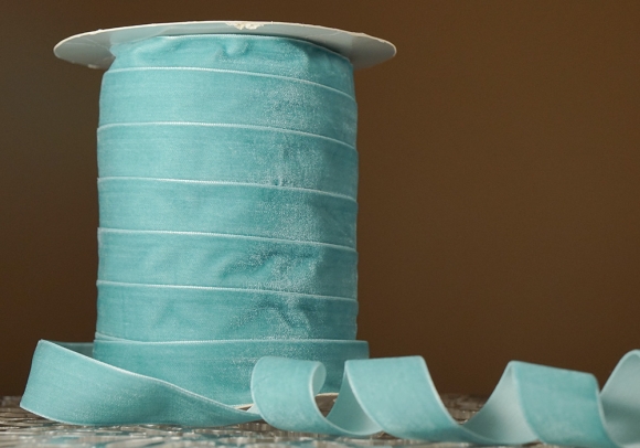 Стрічка оксамитова (велюр) 2,5 см, бірюзовий (№31) (1 рулон) (45м) Стрічка оксамитова (велюр) 2,5 см, бірюзовий (№31) (1 рулон) (45м)