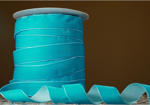 Стрічка оксамитова (велюр) 2,5 см, блакитний (№32) (1 рулон) (45м) Стрічка оксамитова (велюр) 2,5 см, блакитний (№32) (1 рулон) (45м)