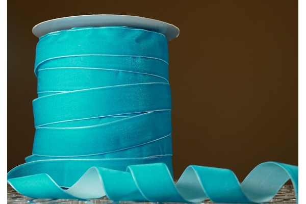 Стрічка оксамитова (велюр) 2,5 см, блакитний (№32) (1 рулон) (45м) Стрічка оксамитова (велюр) 2,5 см, блакитний (№32) (1 рулон) (45м)