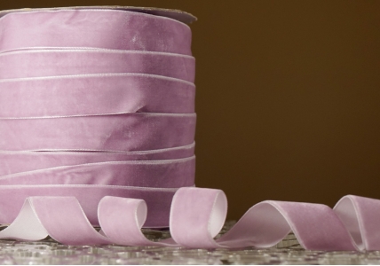 Стрічка оксамитова (велюр) 2,5 см, блідо-бузковий (№C38) (1 рулон) (45м)