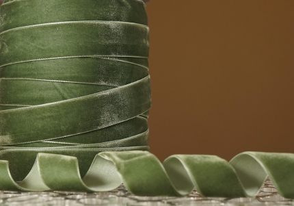 Стрічка оксамитова (велюр) 2,5 см, зелений (№C41) (1 рулон) (45м)