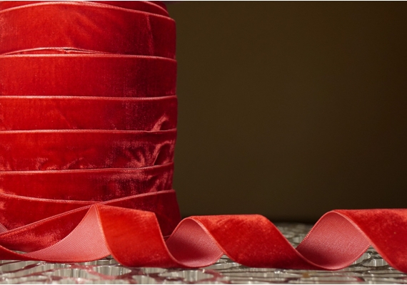 Стрічка оксамитова (велюр) 2,5 см, червоний (гарячий) (№C53) (1 рулон) (45м) Стрічка оксамитова (велюр) 2,5 см, червоний (гарячий) (№C53) (1 рулон) (45м)