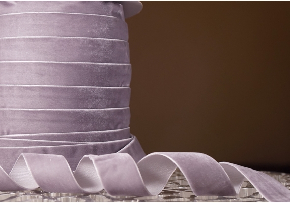 Стрічка оксамитова (велюр) 2,5 см, ліловий (№C60) (1 рулон) (45м) Стрічка оксамитова (велюр) 2,5 см, ліловий (№C60) (1 рулон) (45м)