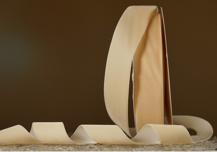 Стрічка оксамитова (велюр) 4,0 см, кремовий (№01) (1 рулон) (27м)