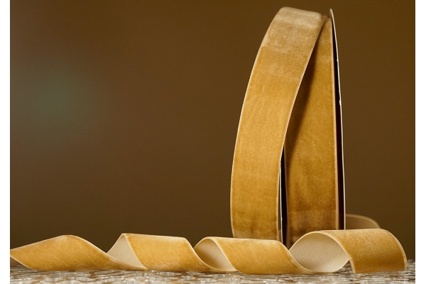 Стрічка оксамитова (велюр) 4,0 см, світло-коричневий (№19) (1 рулон) (27м) Стрічка оксамитова (велюр) 4,0 см, світло-коричневий (№19) (1 рулон) (27м)