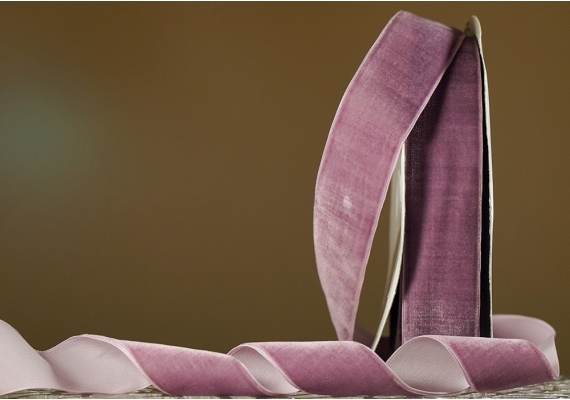 Стрічка оксамитова (велюр) 4,0 см, бузковий (№41) (1 рулон) (27м) Стрічка оксамитова (велюр) 4,0 см, бузковий (№41) (1 рулон) (27м)