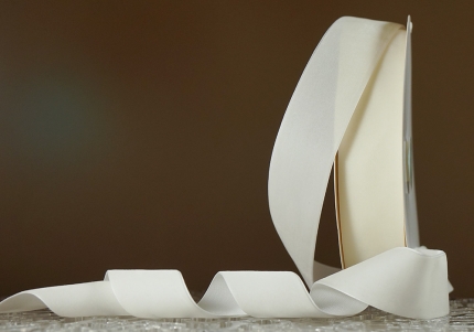 Стрічка оксамитова (велюр) 4,0 см, молочний (Ivory) (№C02) (1 рулон) (27м)