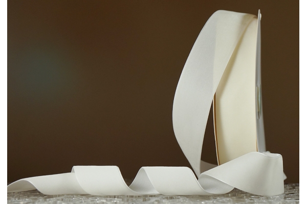 Стрічка оксамитова (велюр) 4,0 см, молочний (Ivory) (№C02) (1 рулон) (27м)