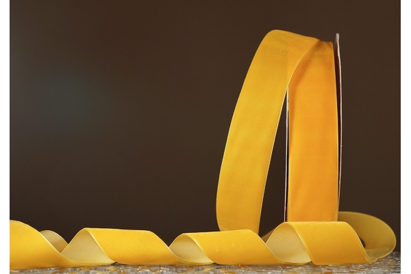 Стрічка оксамитова (велюр) 4,0 см, жовтий (№C13) (1 рулон) (27м) Стрічка оксамитова (велюр) 4,0 см, жовтий (№C13) (1 рулон) (27м)