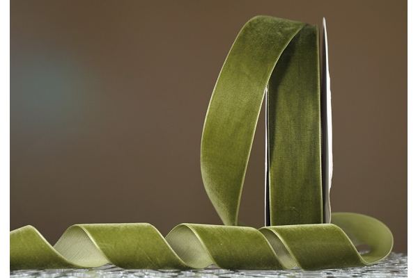 Стрічка оксамитова (велюр) 4,0 см, жовто-зелений (№C56) (1 рулон) (27м) Стрічка оксамитова (велюр) 4,0 см, жовто-зелений (№C56) (1 рулон) (27м)