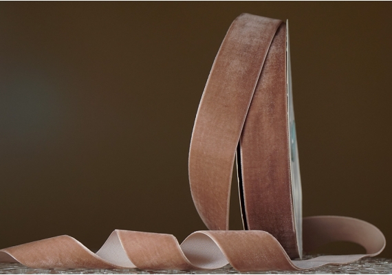 Стрічка оксамитова (велюр) 4,0 см, пудровий (№PD) (1 рулон) (27м) Стрічка оксамитова (велюр) 4,0 см, пудровий (№PD) (1 рулон) (27м)