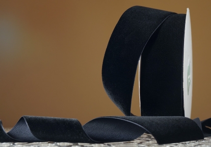 Стрічка оксамитова (велюр) чорний (№С03) (5.0см*18м) (1 рулон) 